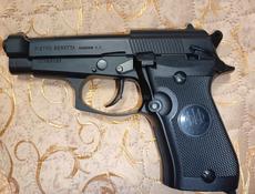 Пистолет пневмат новый BERETTA 