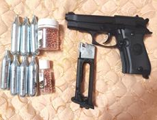 Пистолет пневмат новый BERETTA 