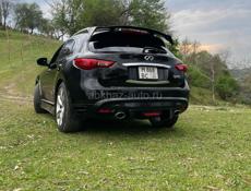 Infiniti FX
