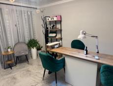 Требуется мастер по маникюру 