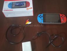 Игровая консоль в отличном состоянии 