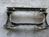 Подрамник / коляска на лексус gs