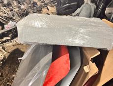 Капот Nissan Skyline в 35-й кузов 