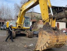 Экскаватор