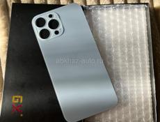 Стеклянная крышка на 13 про Макс 