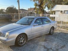 Mercedes-Benz E-Класс