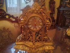 Продою комплект бронзооввые подсвечники часы ручная работа комплект.  