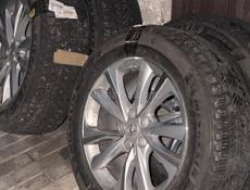 Шины в сборе с дисками от Lexus