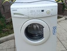 Стиральная машина Samsung 5,2 кг. 