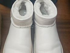 Женские сапожки, угги. 39 размер. 