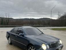 Mercedes-Benz E-Класс