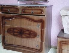 Спальный гарнитур б/у