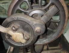 МАШИНКА ЗИНГЕР 