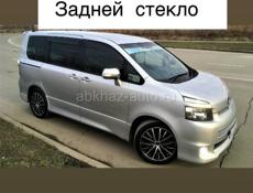 Toyota Voxy стопы , фары, радиаторы, крылья, капоты, бампера и тд
