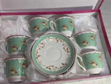 Очень красивый Чайны набор 