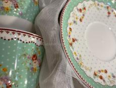 Очень красивый Чайны набор 