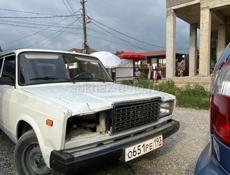 Парень 17 лет ищу работу работал в разных скверах 