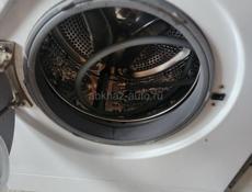 Машинка стиральная 