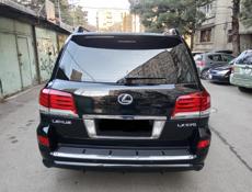Lexus LX