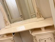 Туалетный столик б/у