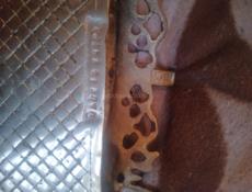  ПродоюЧасы бронзовые  ручная работа