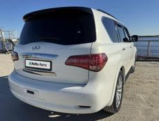 Infiniti QX56