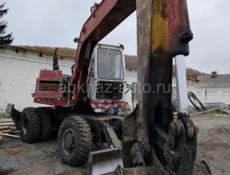 Экскаватор