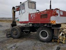 Экскаватор