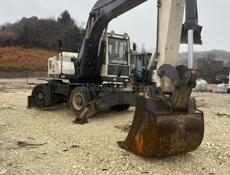 Экскаватор