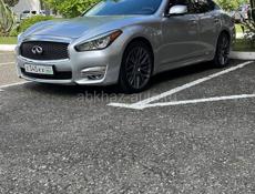 Infiniti