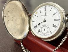Антикварные часы