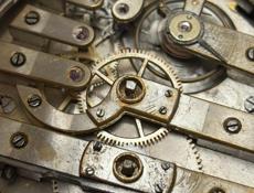 Антикварные часы