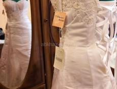 Продам новое свадебное платье.