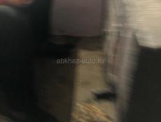 Продам телефон пока м4 8+8 на256 готов срочно 