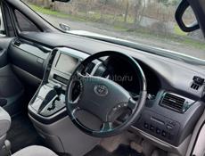 Тойота Альфард 3.0 