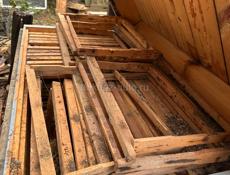 Деревянные ульи для пчел 