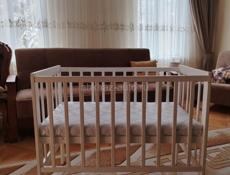 Продам детскую кроватку 90 на 50 