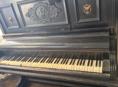 Антикварное пианино 