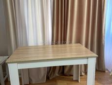 Стол обеденный