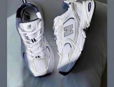 В магазине империя обуви скидки 