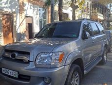 Toyota Sequoia