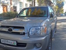 Toyota Sequoia