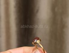 Продаю кольца золотые 