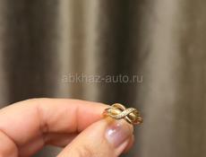 Продаю кольца золотые 
