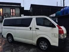 Toyota HI-ACE