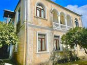 2 - ХЭТАЖНЫЙ ДОМ  У ЦЕНТРА СУХУМА