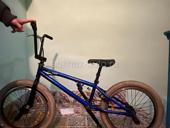 Продаю бмх очень срочно 