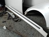 Левая дверь с порогм 