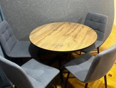 Продам стол со стульями 