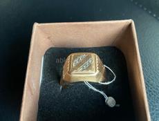 Продам золотое кольцо и браслет